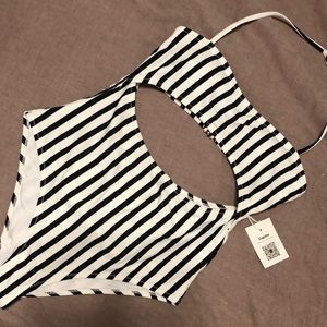 Cupshe swim suit mono kind black n white stripe